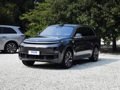 LiXiang L8 (Ideal L8)